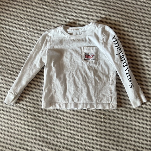 Vineyard Vines, Happy New Year, 3T Long Sleeve - Picture 3 of 4